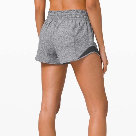 lululemon athletica Pants - Lululemon athletica - Womens - Size 2 - Hotty Hot   Shorts